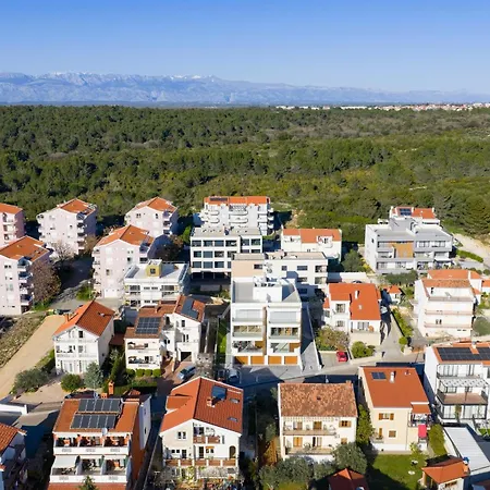 Oliver 2br With Parking Place Apartamento *