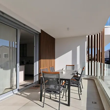 Oliver 2br With Parking Place * Ζαντάρ