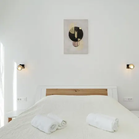 Oliver 2br With Parking Place * Ζαντάρ