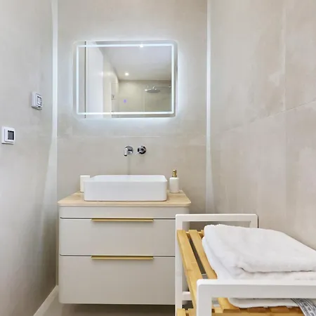 Oliver 2br With Parking Place Apartamento Zadar
