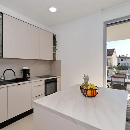 Oliver 2br With Parking Place Διαμέρισμα *