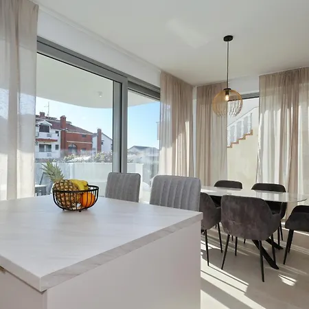 Διαμέρισμα Oliver 2br With Parking Place *