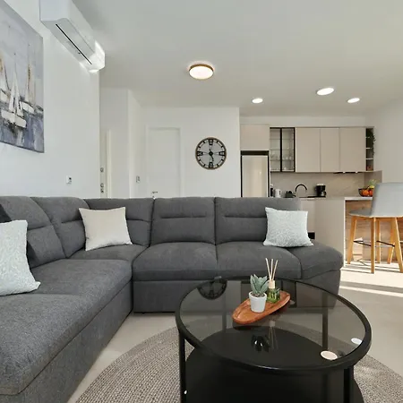 Oliver 2br With Parking Place Διαμέρισμα Ζαντάρ