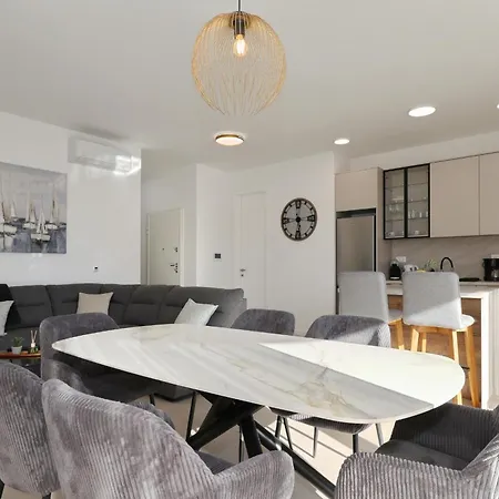 Apartamento Oliver 2br With Parking Place *